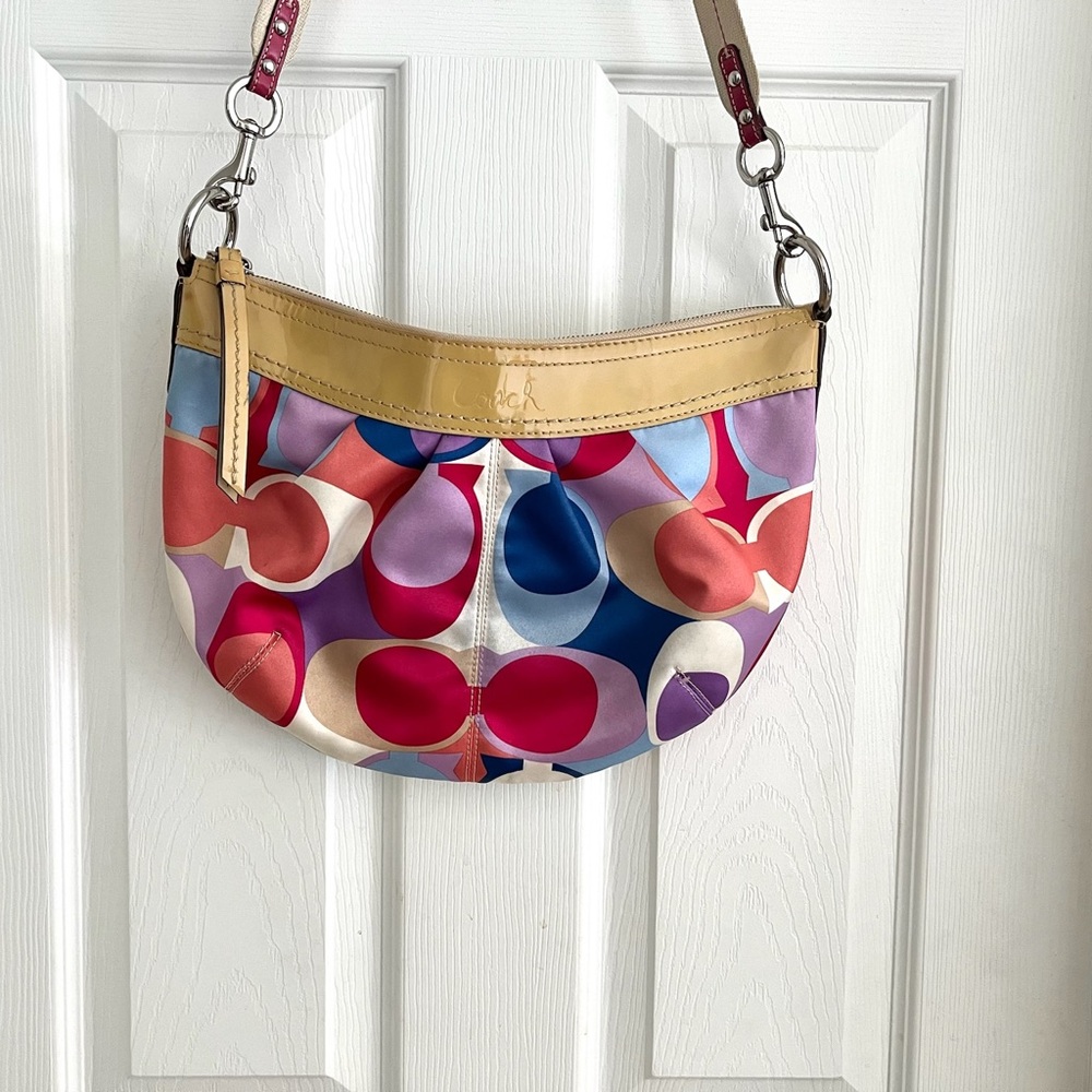 Coach Multicolor Signature Canvas cross body Bag with Pink Strap Accents - Picture 3 of 4